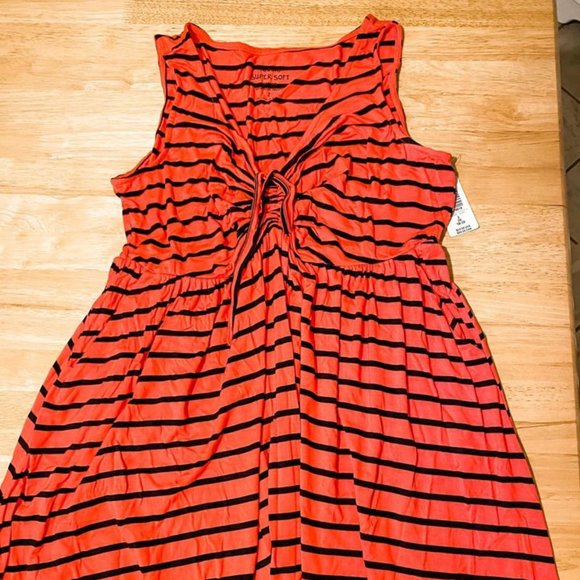 NWT Torrid Size 2 (18-20) Sleeveless Striped Dress - Pink with Black Stripes - Picture 3 of 4